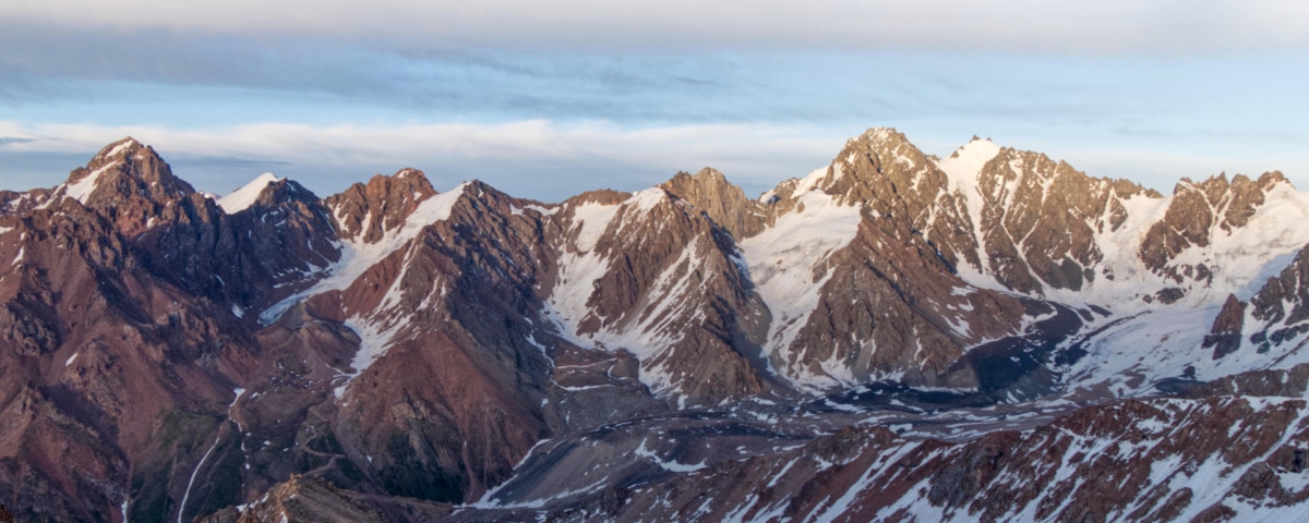 Вершины над ледником Туюк-Су
